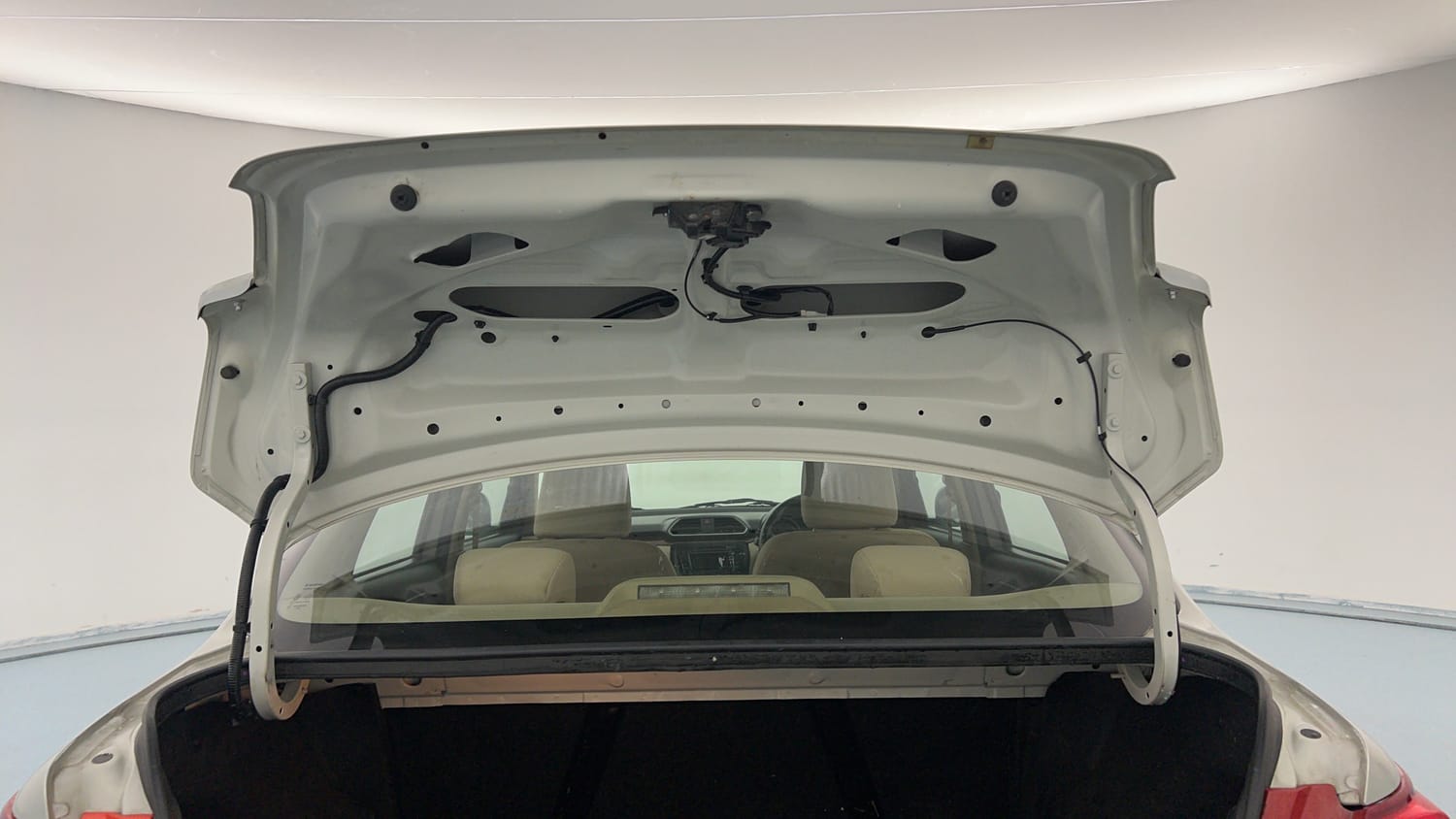 Used 2018 Maruti Suzuki Dzire VXi AMT Petrol Automatic interior DICKY DOOR OPEN VIEW