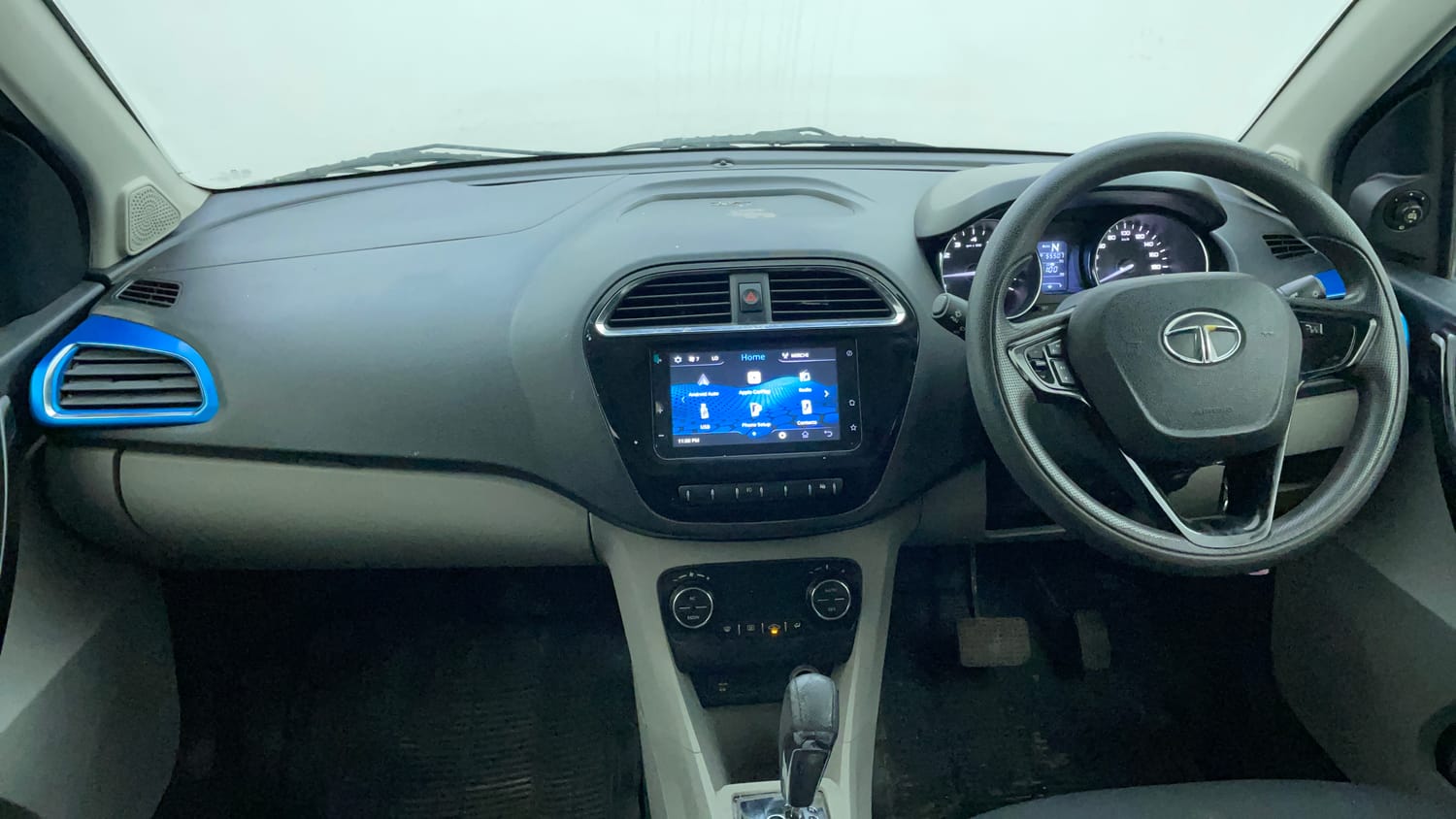 Used 2019 Tata Tiago Revotron XZA Plus Petrol Automatic interior DASHBOARD VIEW