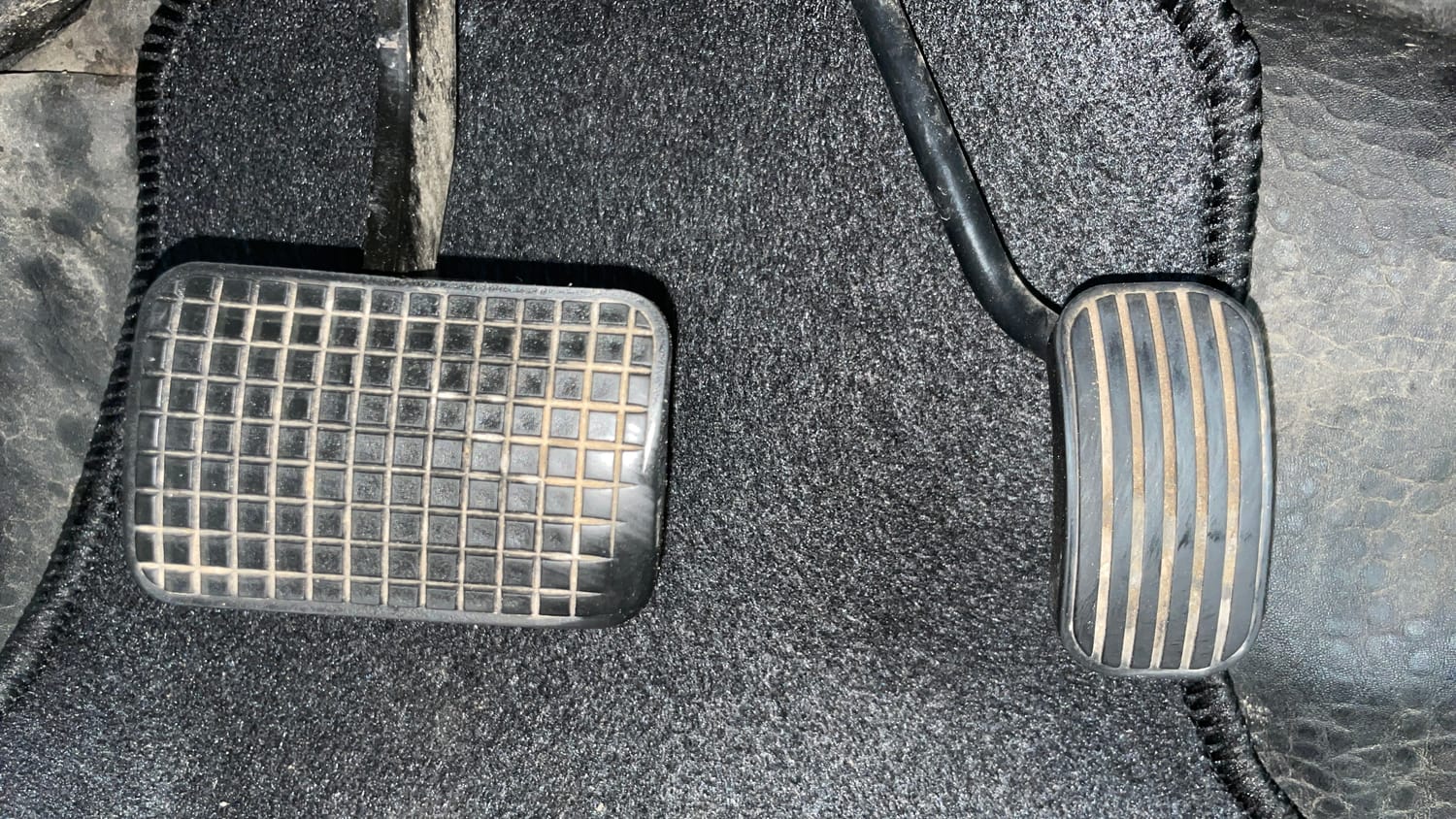 Used 2022 Tata Tigor XZA Plus Petrol Automatic interior PEDALS VIEW