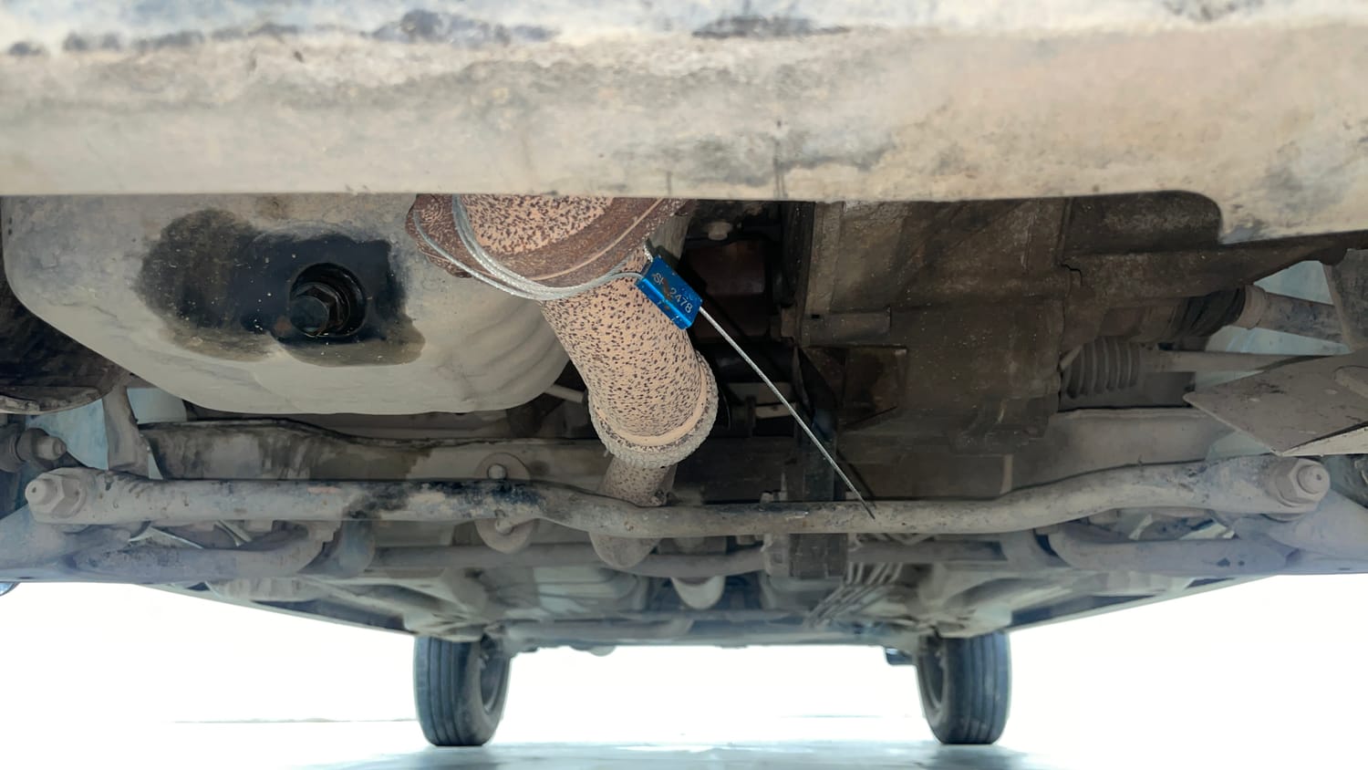 Used 2023 Tata Tiago XZ Plus CNG Cng Manual extra FRONT LEFT UNDERBODY VIEW