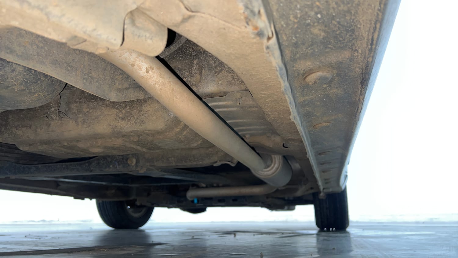 Used 2019 Honda City V Petrol Petrol Manual extra REAR RIGHT UNDERBODY VIEW