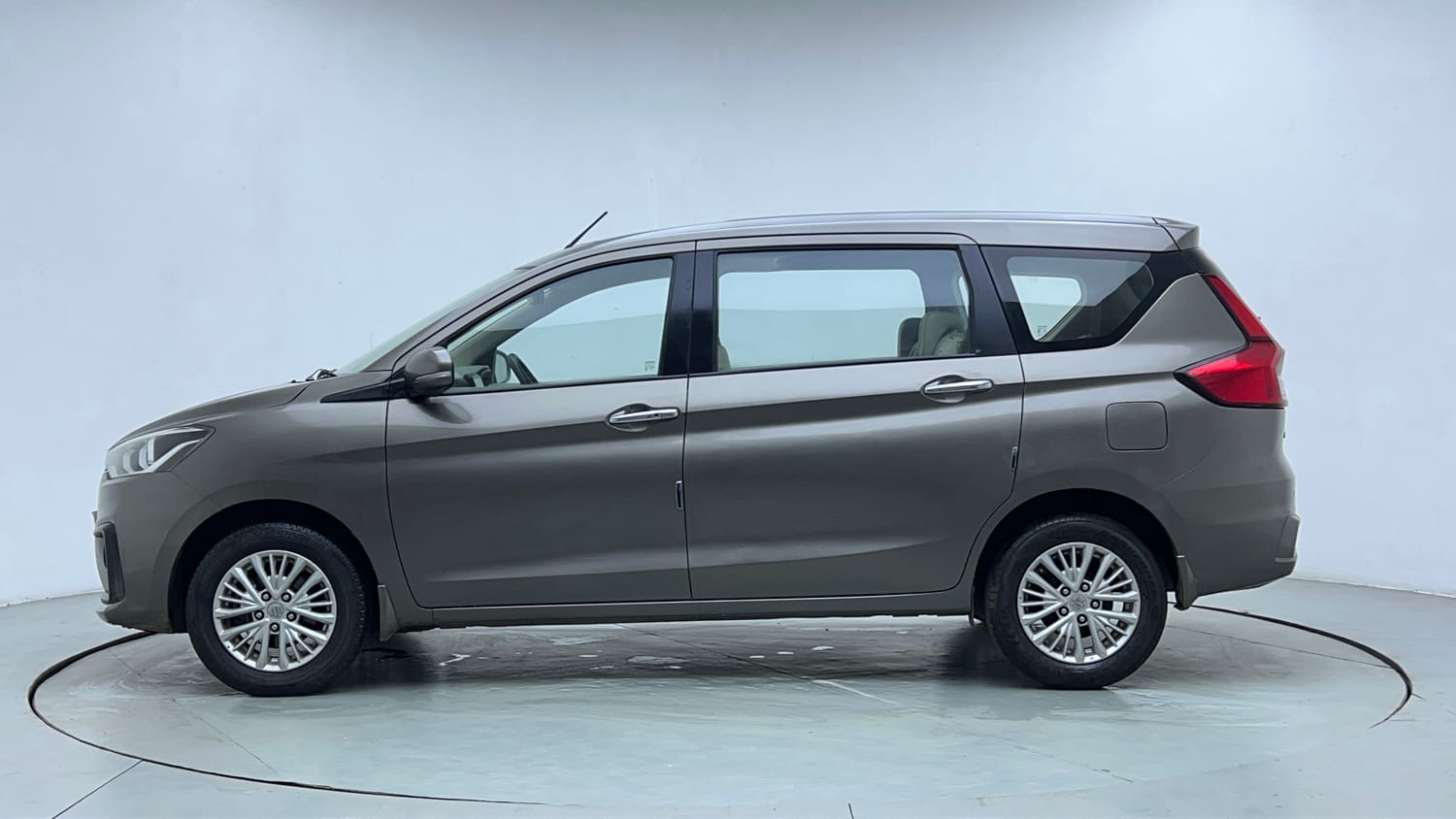 Used 2019 Maruti Suzuki New Ertiga ZXi AT Petrol Automatic exterior LEFT SIDE VIEW
