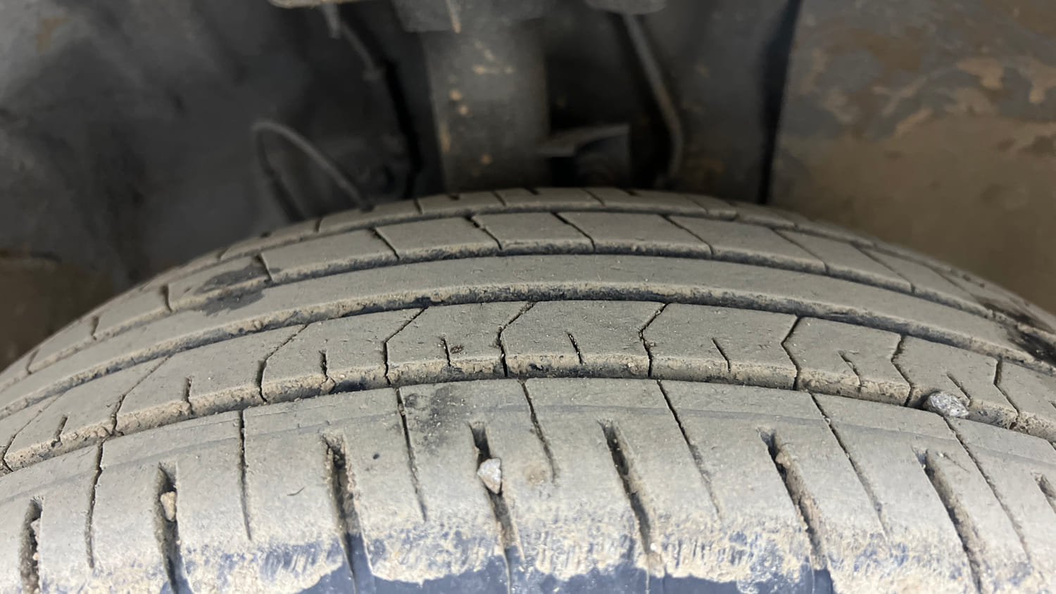 Used 2023 Hyundai Venue SX 1.2 Petrol Petrol Manual tyres RIGHT FRONT TYRE TREAD VIEW