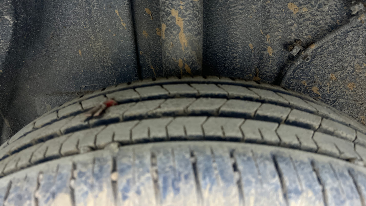 Used 2022 Tata Punch Creative Dual Tone AMT Petrol Automatic tyres RIGHT REAR TYRE TREAD VIEW