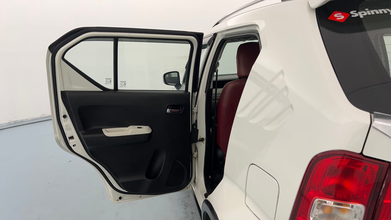 Used 2021 Maruti Suzuki Ignis Alpha 1.2 MT Petrol Manual interior LEFT REAR DOOR OPEN VIEW