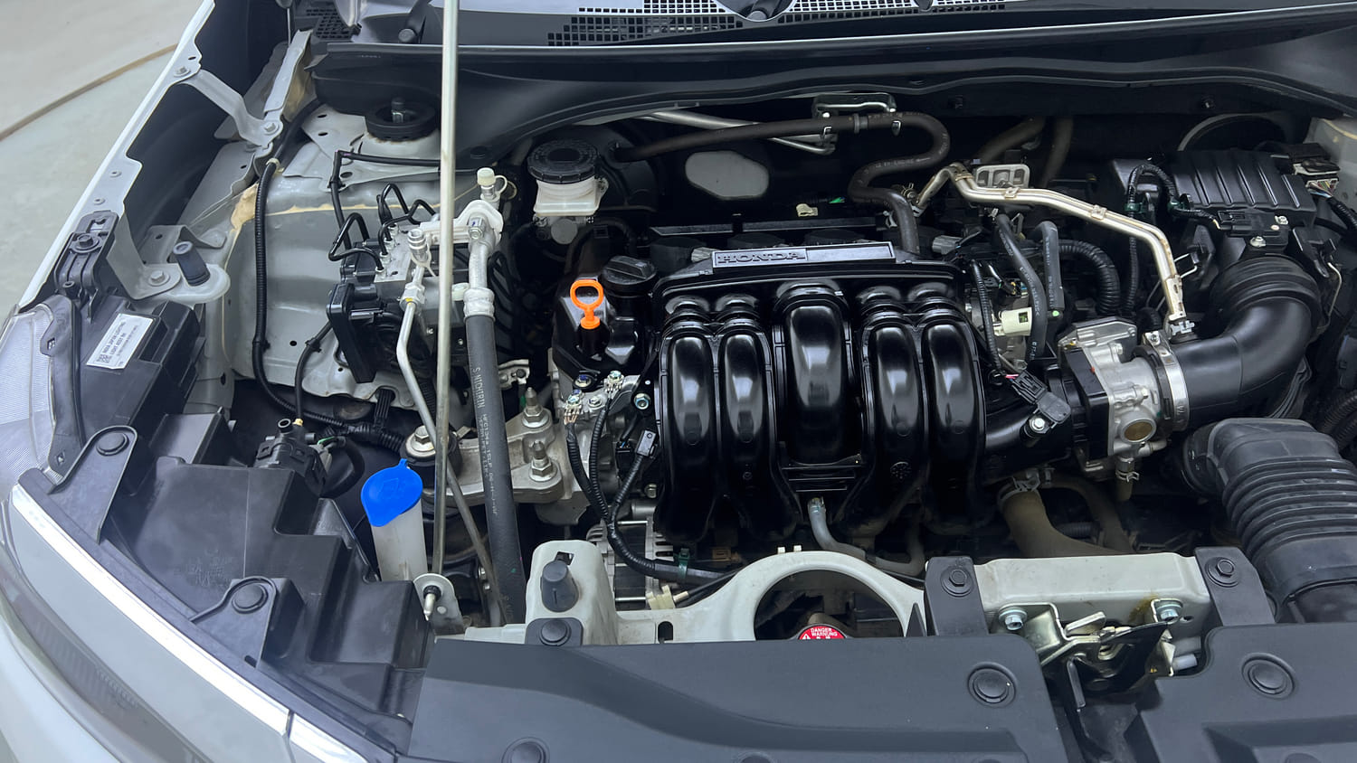 Used 2026 Honda Elevate V CVT Petrol Automatic engine ENGINE RIGHT SIDE VIEW