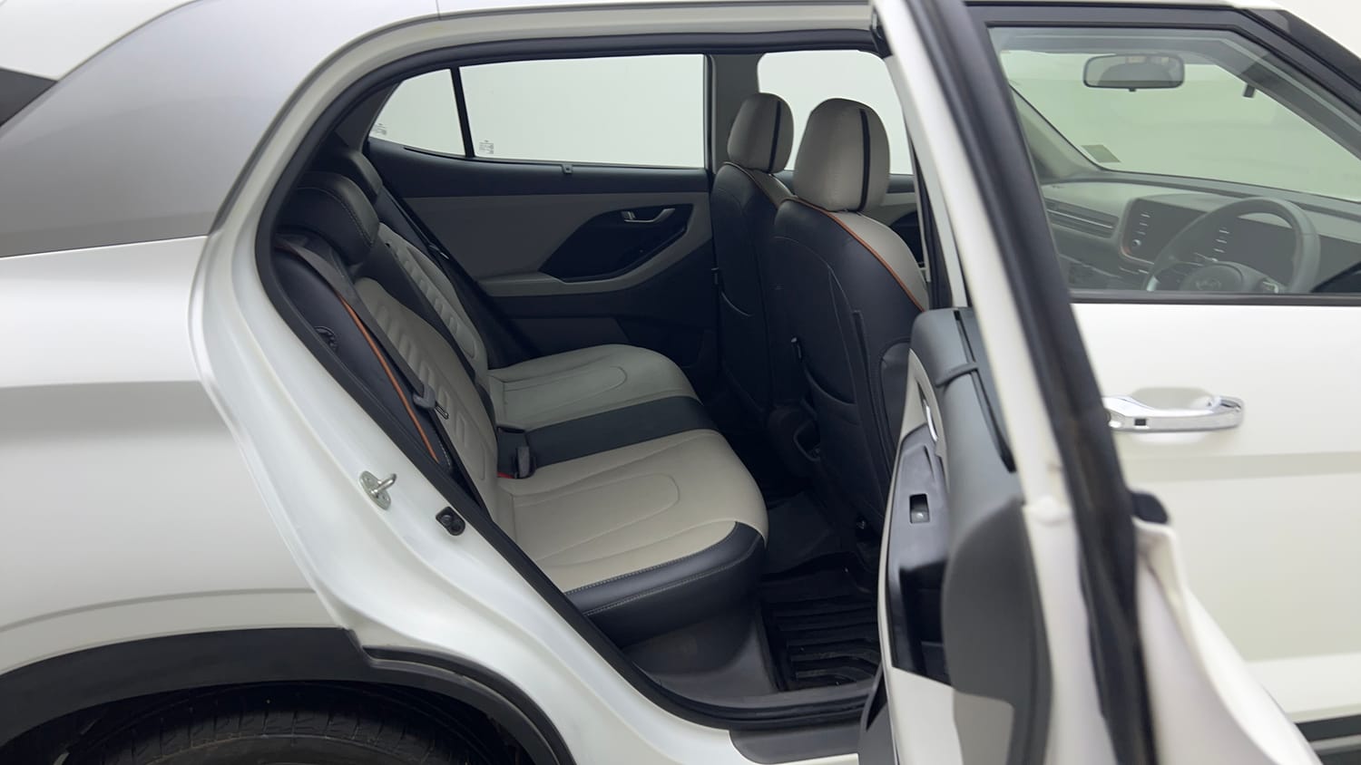 Used 2024 Hyundai Creta 1.5 CRDi Diesel MT DSL S(O) Diesel Manual interior RIGHT SIDE REAR DOOR CABIN VIEW