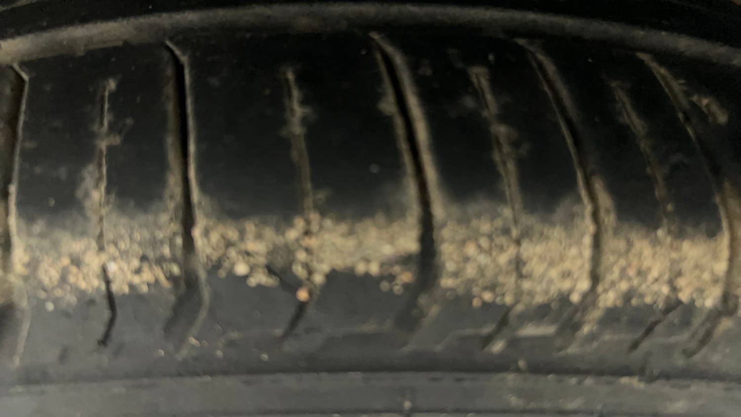Used 2017 Hyundai Verna 1.6 CRDI SX (O) Diesel Manual tyres LEFT FRONT TYRE TREAD VIEW