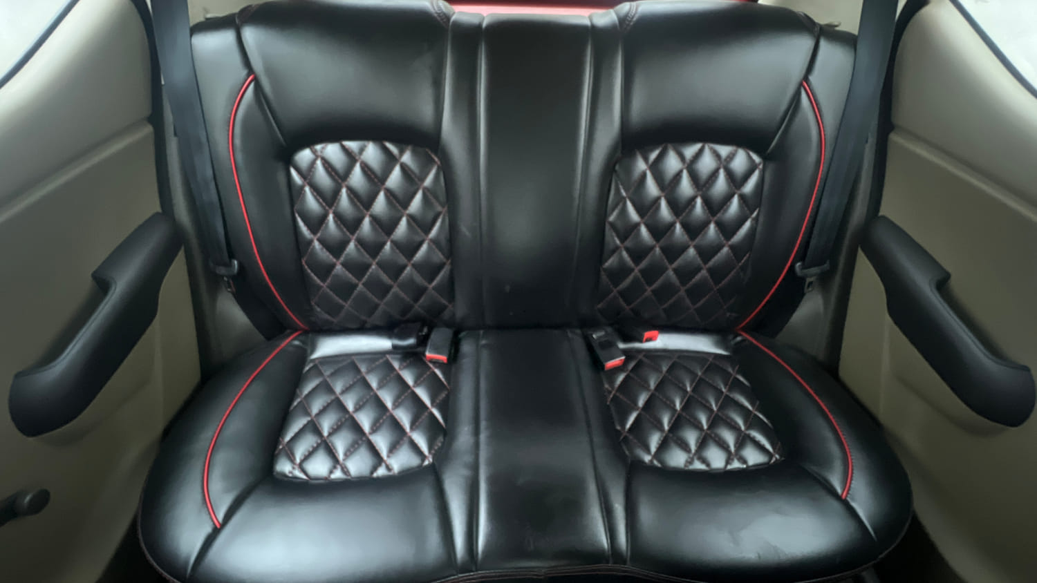 Used 2012 Hyundai i10 Era 1.1 iRDE2 Petrol Manual interior REAR SEAT CONDITION VIEW