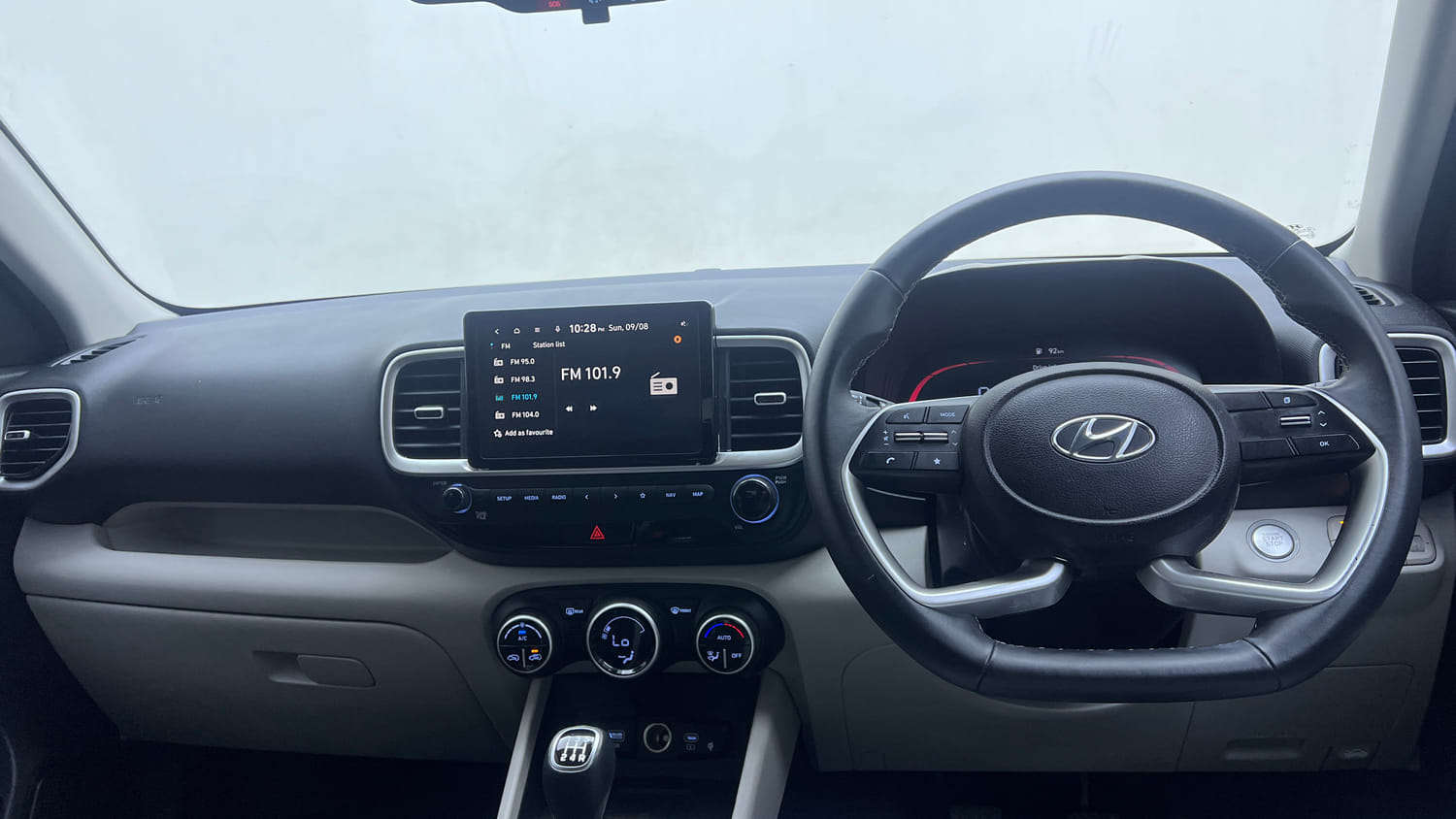 Used 2023 Hyundai Venue SX 1.2 Petrol Petrol Manual interior DASHBOARD VIEW