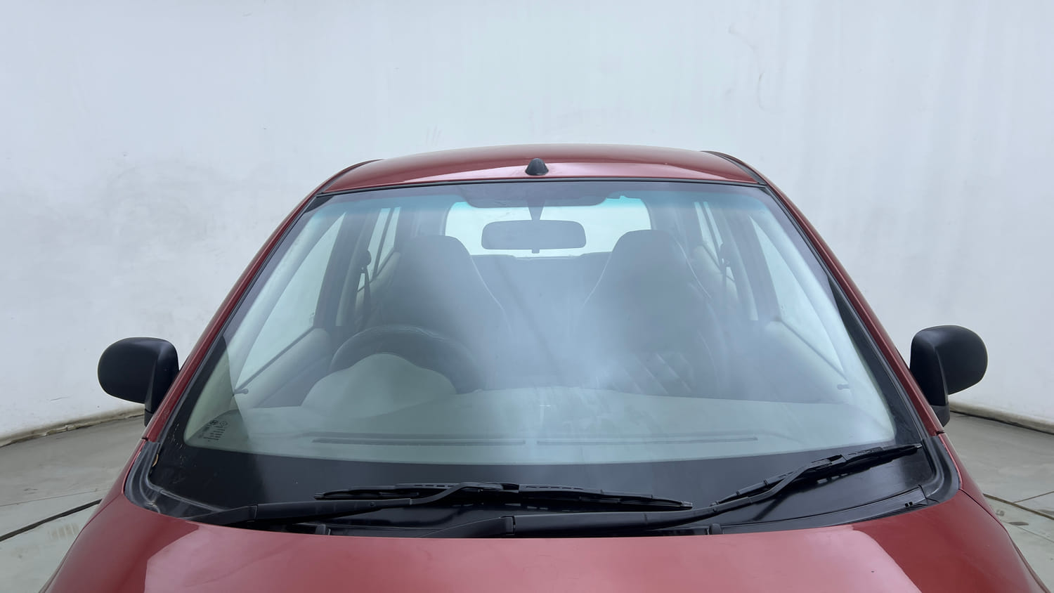 Used 2012 Hyundai i10 Era 1.1 iRDE2 Petrol Manual exterior FRONT WINDSHIELD VIEW