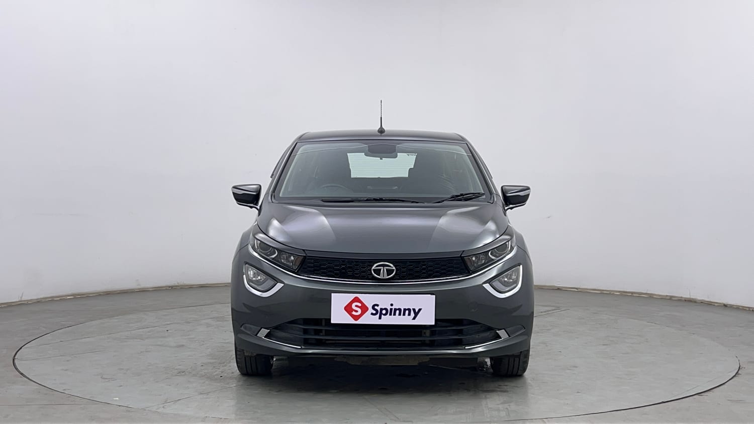 Used 2023 Tata Altroz XZA Petrol Petrol Automatic exterior FRONT VIEW