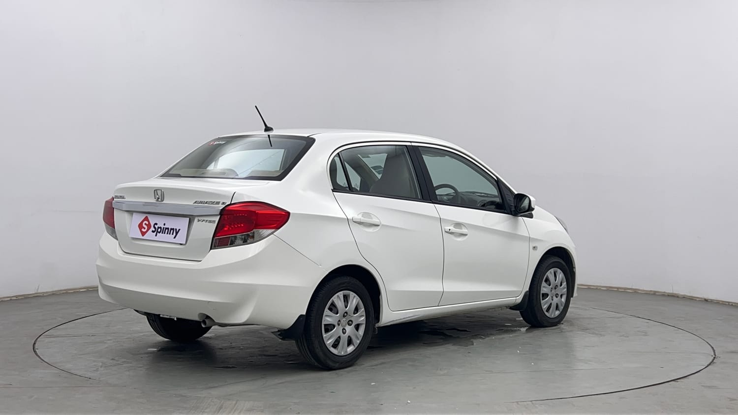 Used 2013 Honda Amaze 1.2 S i-VTEC Petrol Manual exterior RIGHT REAR CORNER VIEW