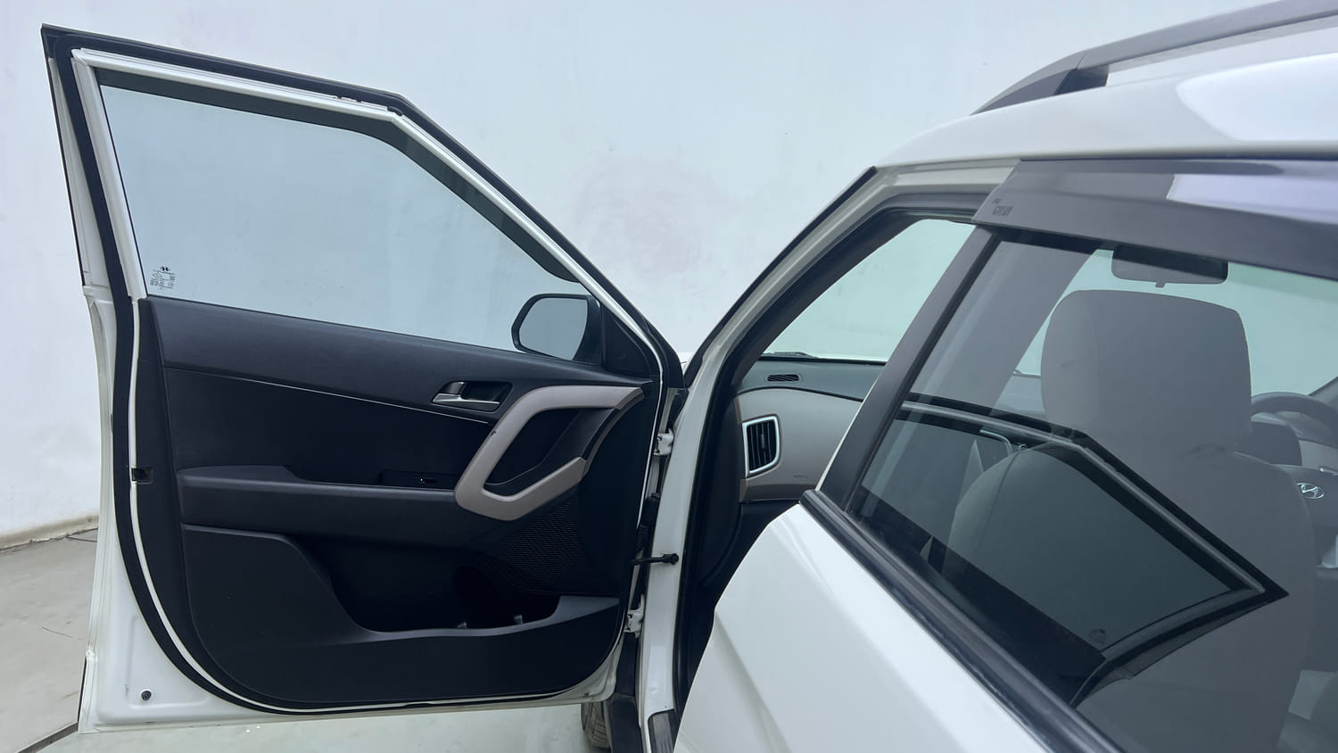 Used 2018 Hyundai Creta SX Plus 1.6 AT Petrol Petrol Automatic interior LEFT FRONT DOOR OPEN VIEW