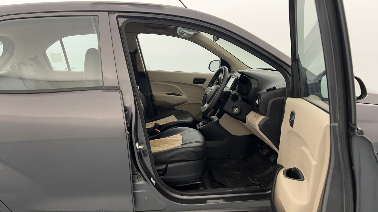 Used 2020 Hyundai Santro Sportz Petrol Manual interior RIGHT SIDE FRONT DOOR CABIN VIEW