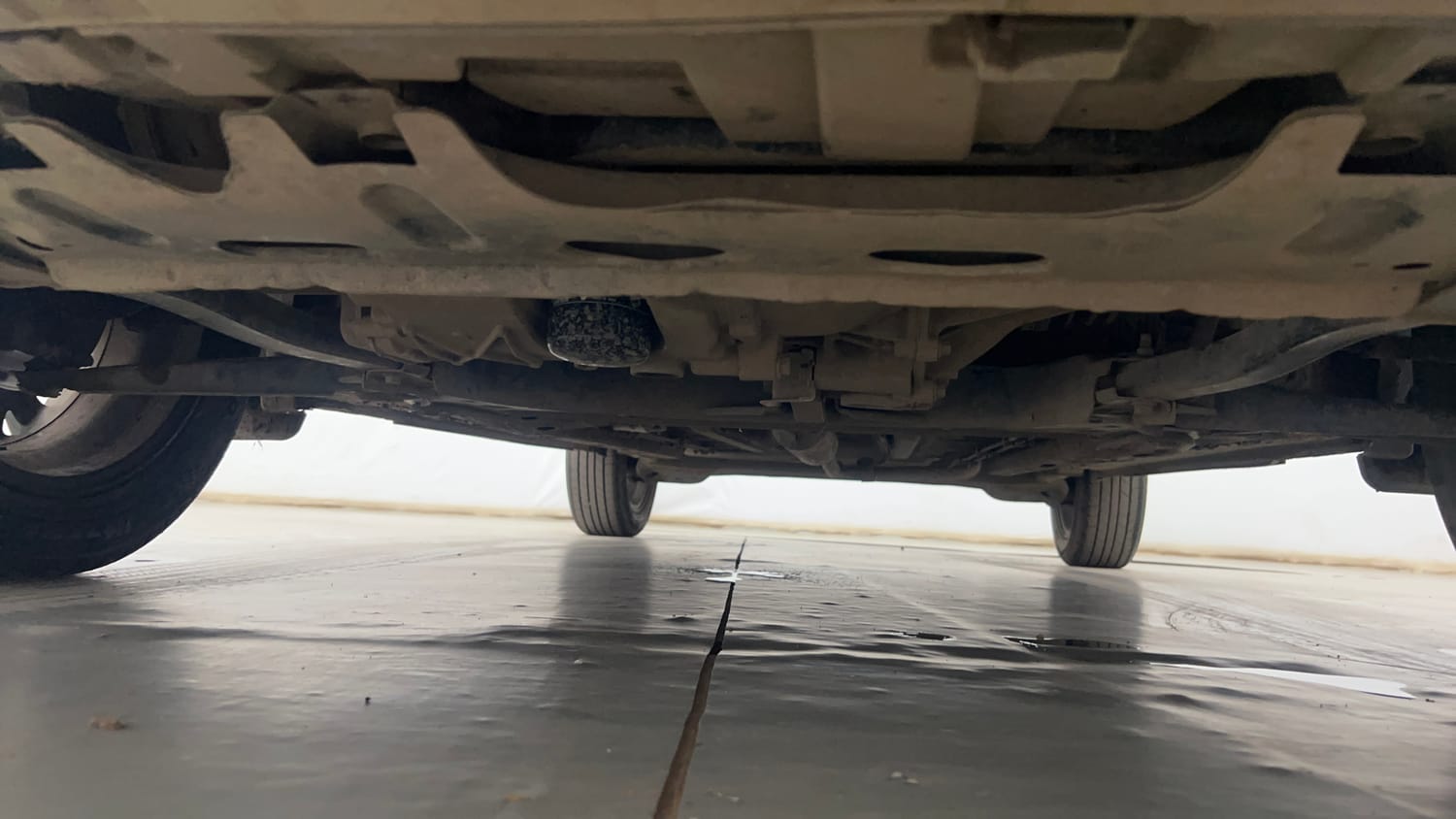 Used 2022 Nissan Magnite XV Petrol Manual extra FRONT LEFT UNDERBODY VIEW