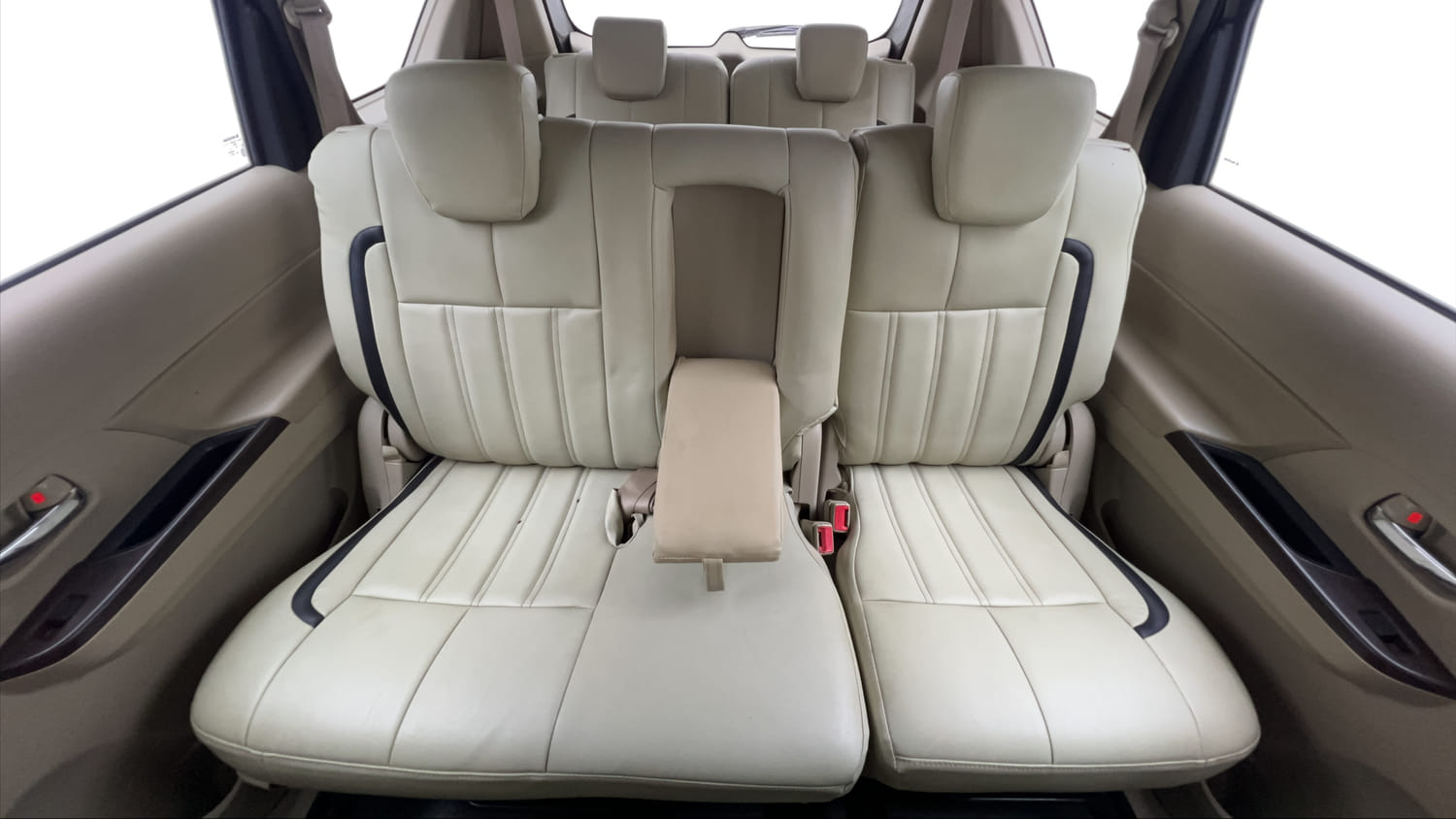 Used 2019 Maruti Suzuki New Ertiga ZXi AT Petrol Automatic interior REAR SEAT CONDITION VIEW