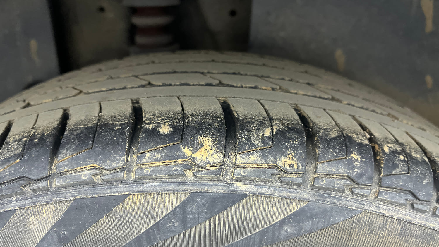 Used 2022 Kia Seltos X Line 1.4 DCT Petrol Automatic tyres RIGHT REAR TYRE TREAD VIEW