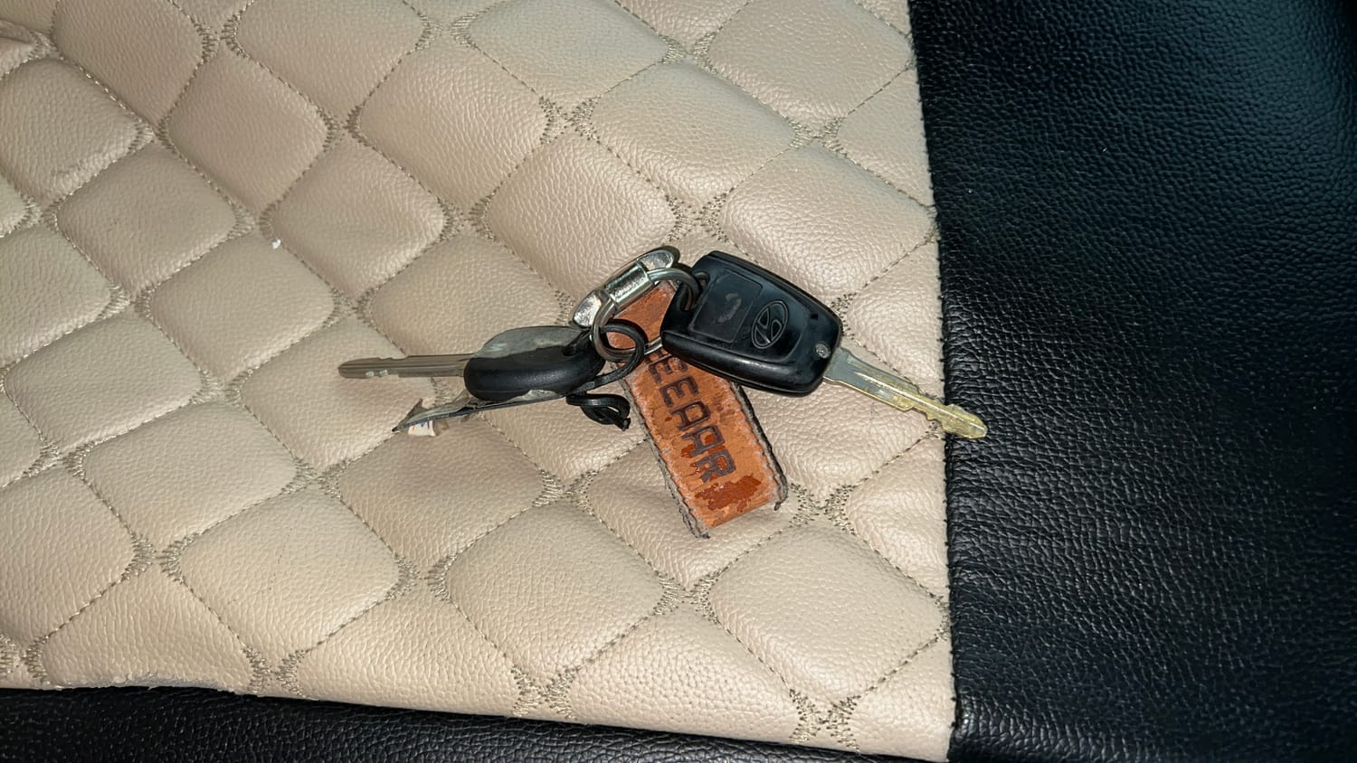 Used 2020 Hyundai Santro Sportz Petrol Manual extra CAR KEY VIEW