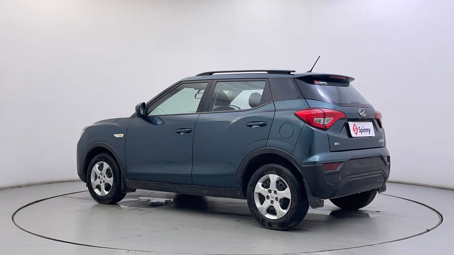 Used 2021 Mahindra XUV 300 W6 1.2 Petrol Petrol Manual exterior LEFT REAR CORNER VIEW