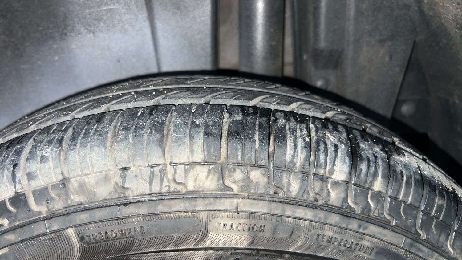 Used 2017 Maruti Suzuki Swift VXi Petrol Manual tyres LEFT REAR TYRE TREAD VIEW