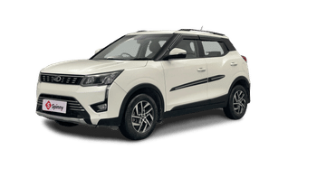 Used 2022 Mahindra XUV 300 W8 (O) 1.2 Petrol Petrol Manual Image