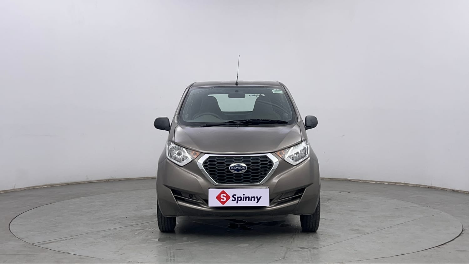 Used 2016 Datsun Redi-GO T Petrol Manual exterior FRONT VIEW