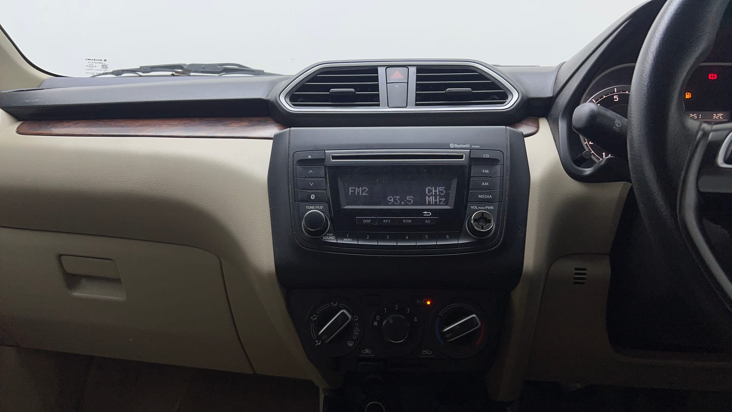Used 2017 Maruti Suzuki Dzire VXi AMT Petrol Automatic interior MUSIC SYSTEM & AC CONTROL VIEW