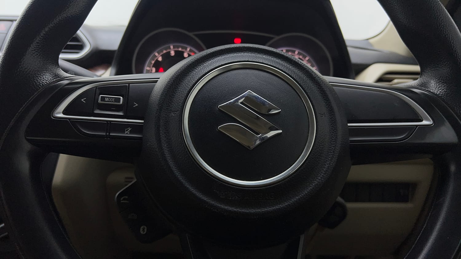 Used 2017 Maruti Suzuki Dzire VXi AMT Petrol Automatic top_features Airbags