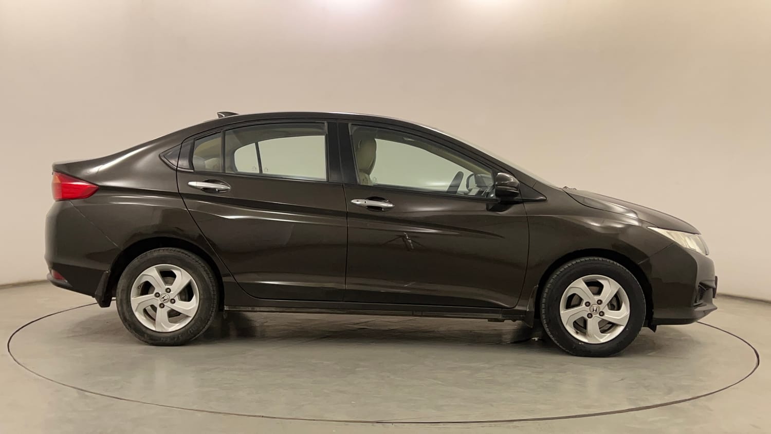 Used 2016 Honda City VX CVT Petrol Automatic exterior RIGHT SIDE VIEW