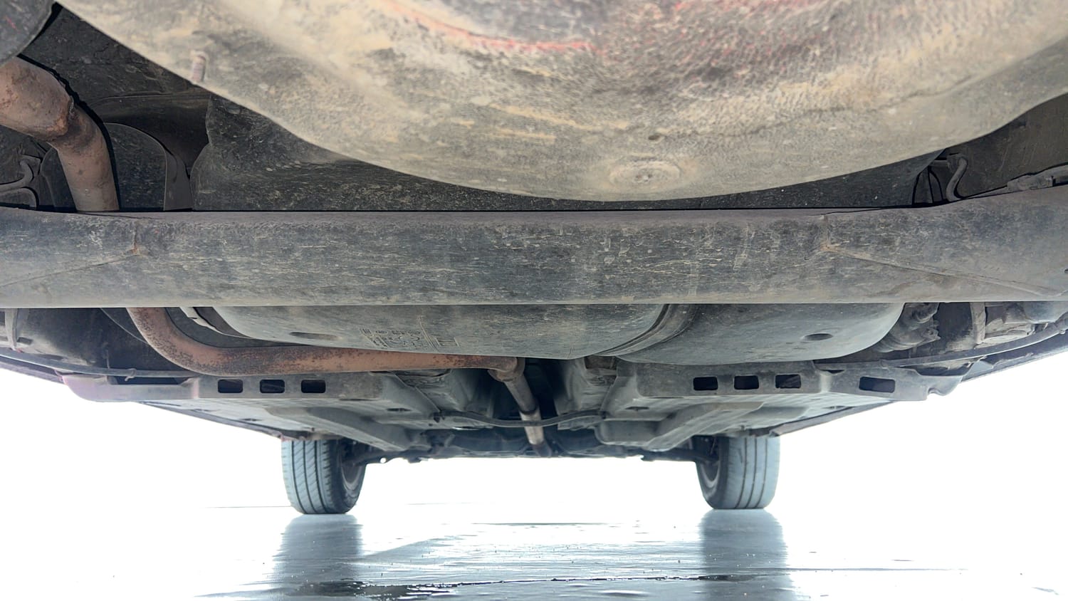 Used 2015 Volkswagen Polo Highline1.2L (P) Petrol Manual extra REAR UNDERBODY VIEW (TAKEN FROM REAR)
