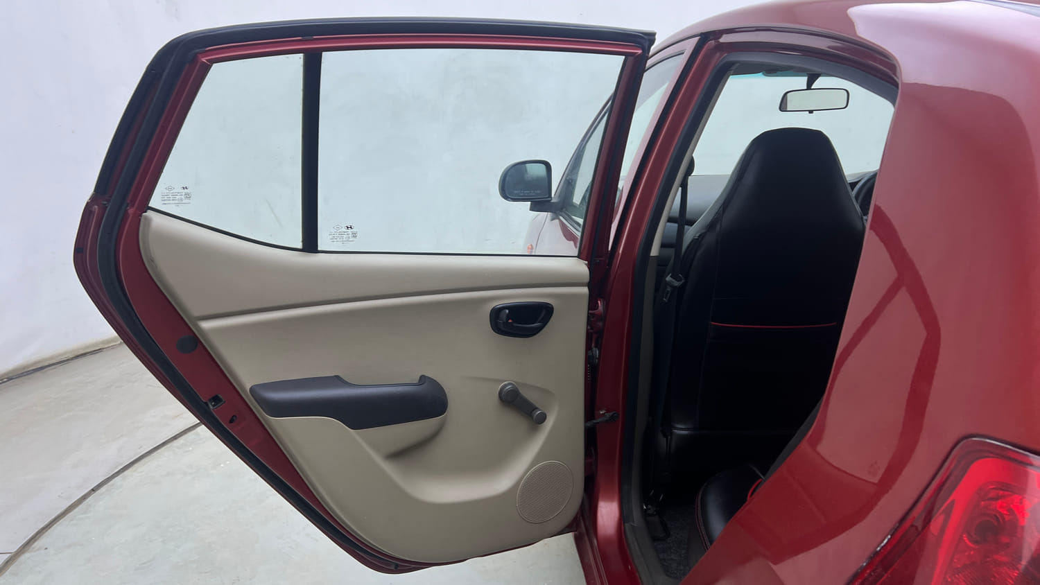Used 2012 Hyundai i10 Era 1.1 iRDE2 Petrol Manual interior LEFT REAR DOOR OPEN VIEW
