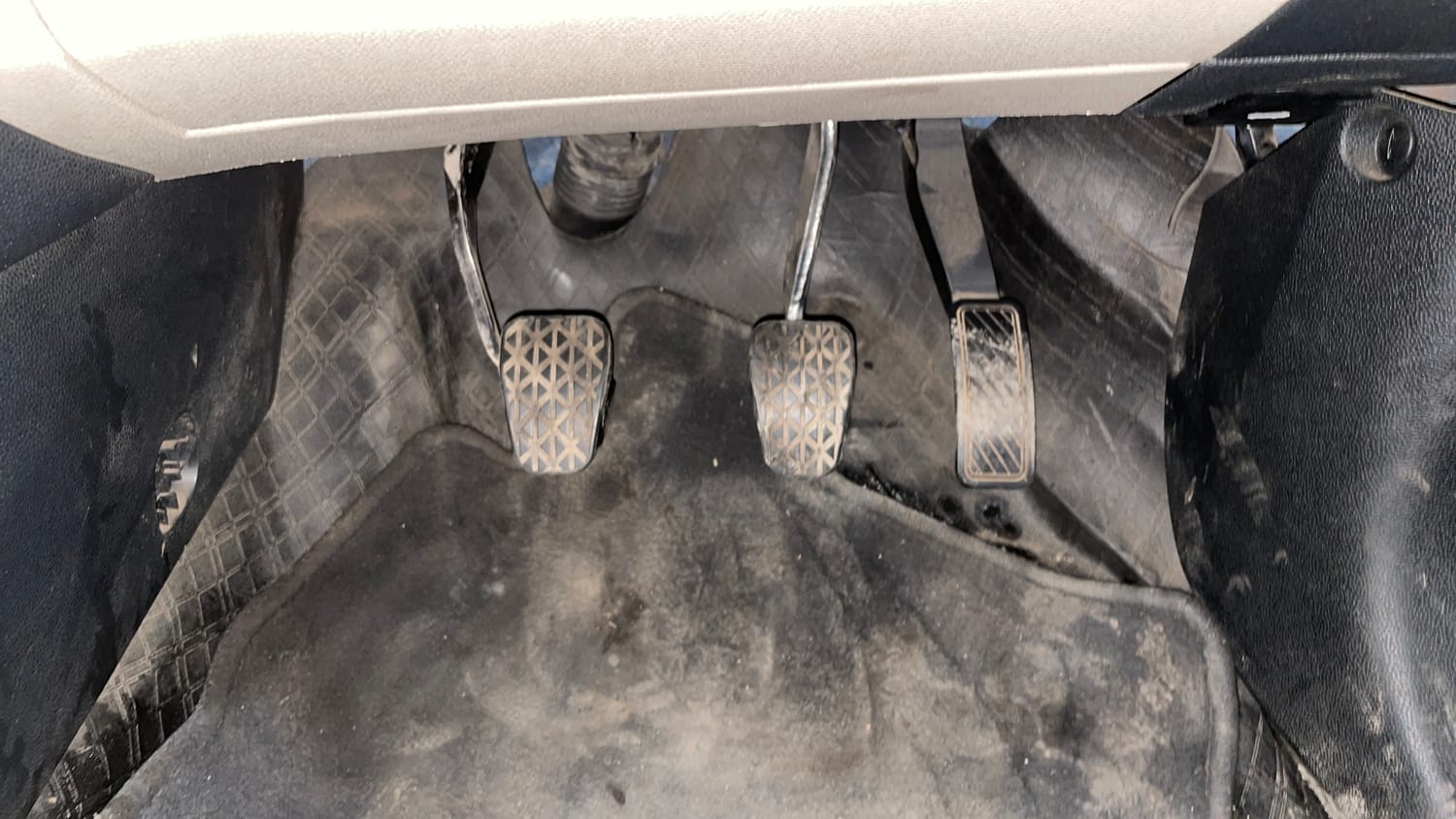 Used 2021 Ford EcoSport Titanium 1.5L TDCi Diesel Manual interior PEDALS VIEW