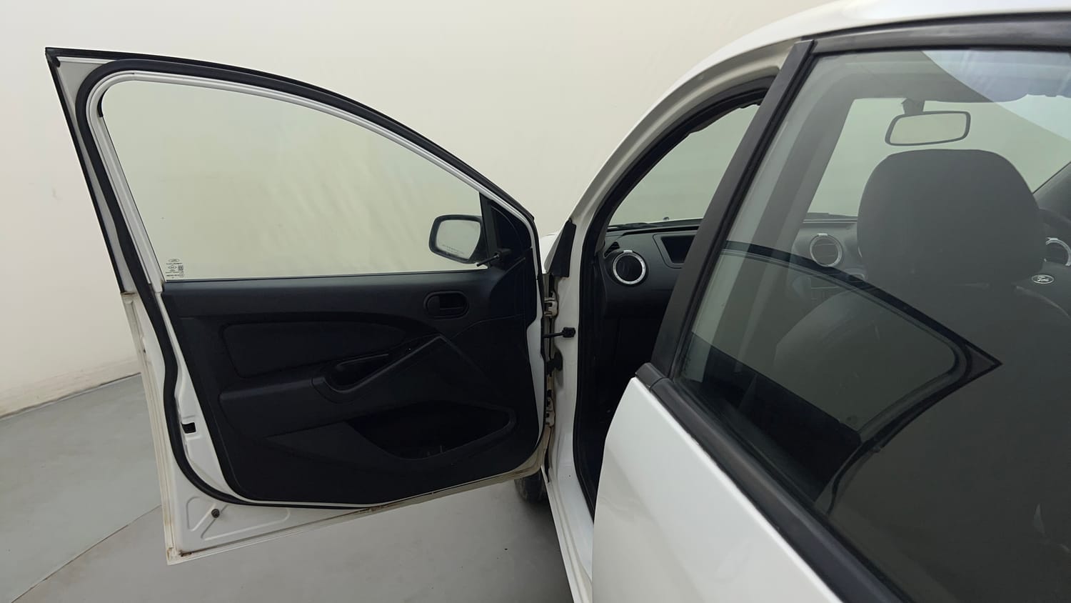 Used 2013 Ford Figo Duratorq Diesel EXI 1.4 Diesel Manual interior LEFT FRONT DOOR OPEN VIEW