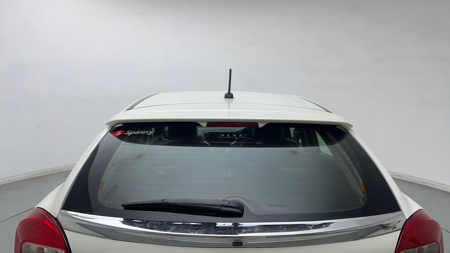 Used 2016 Maruti Suzuki Baleno Zeta 1.2 AT Petrol Automatic exterior BACK WINDSHIELD VIEW