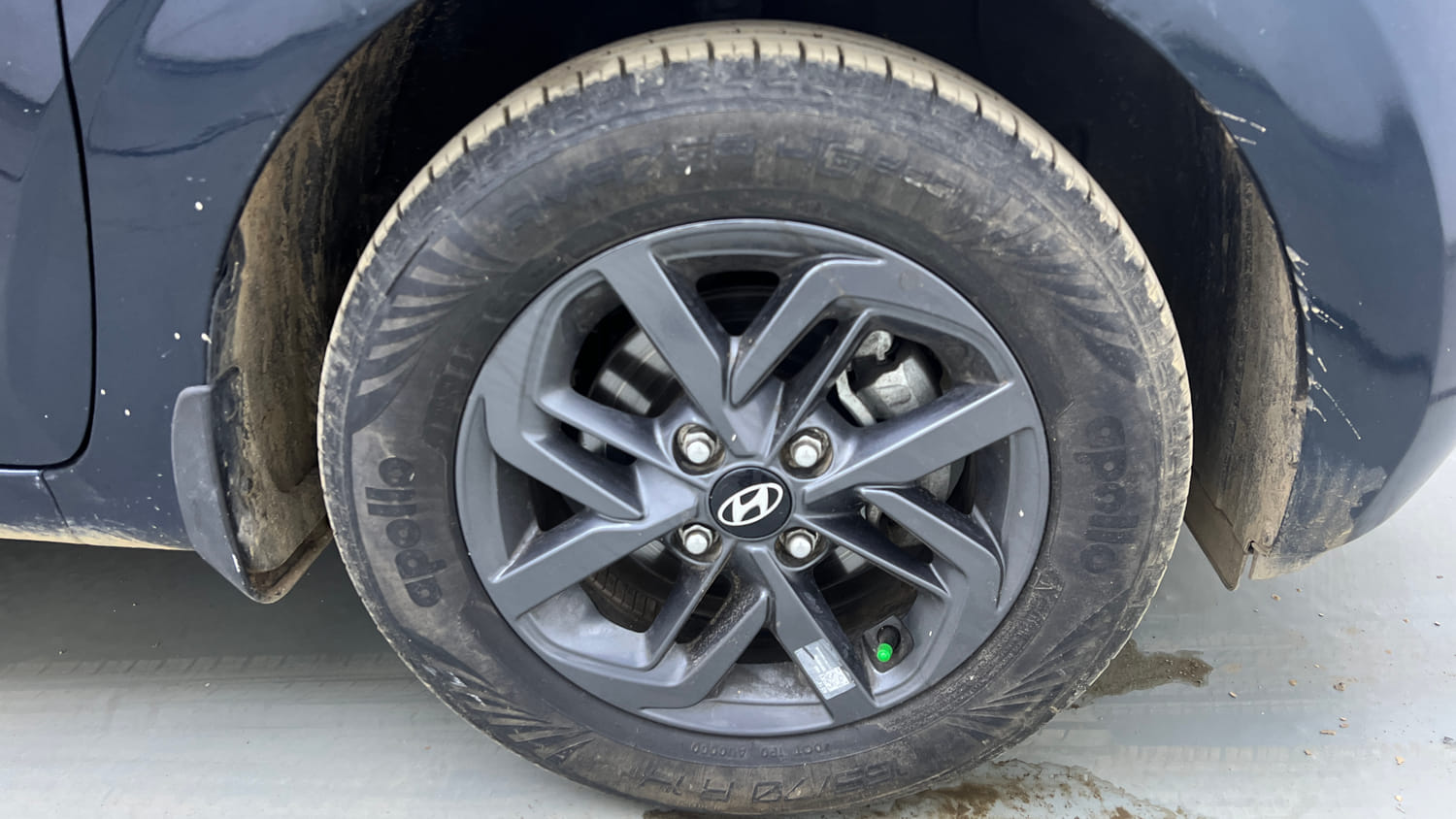 Used 2021 Hyundai Grand i10 Nios Sportz 1.2 Kappa VTVT Petrol Manual tyres RIGHT FRONT TYRE RIM VIEW
