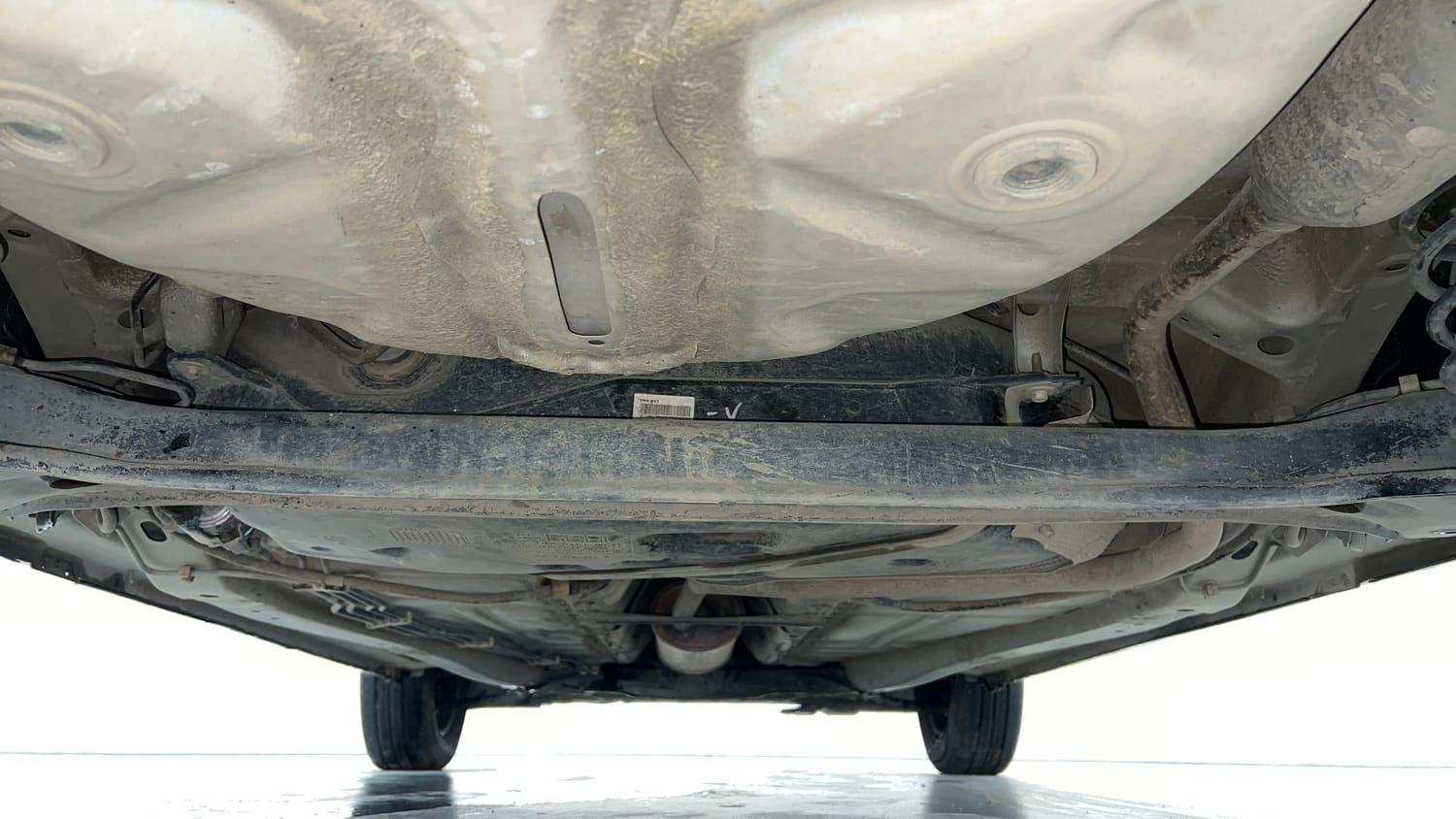 Used 2018 Maruti Suzuki Baleno Delta 1.2 Petrol Manual extra REAR UNDERBODY VIEW (TAKEN FROM REAR)