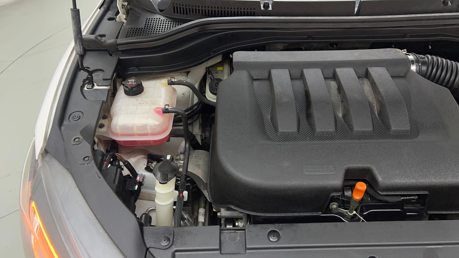 Used 2022 Mahindra XUV700 AX 5 Petrol AT 5 STR Petrol Automatic engine ENGINE RIGHT SIDE VIEW