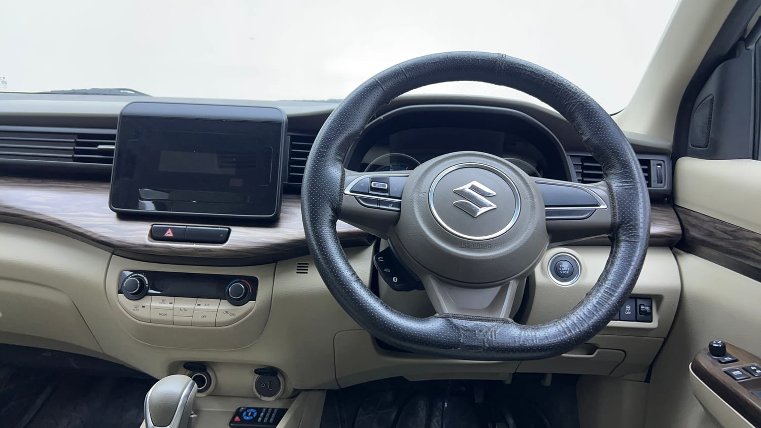 Used 2019 Maruti Suzuki New Ertiga ZXi AT Petrol Automatic interior STEERING VIEW