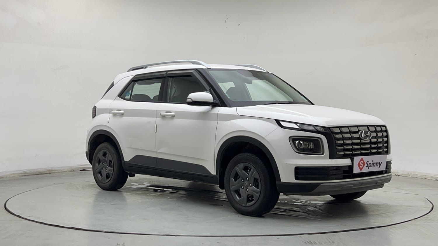 Used 2023 Hyundai Venue S (O) 1.2 Petrol Petrol Manual exterior RIGHT FRONT CORNER VIEW