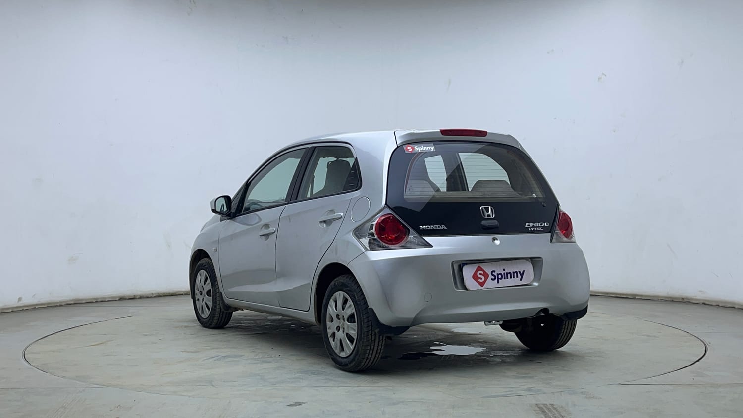 Used 2014 Honda Brio S MT Petrol Manual exterior LEFT REAR CORNER VIEW