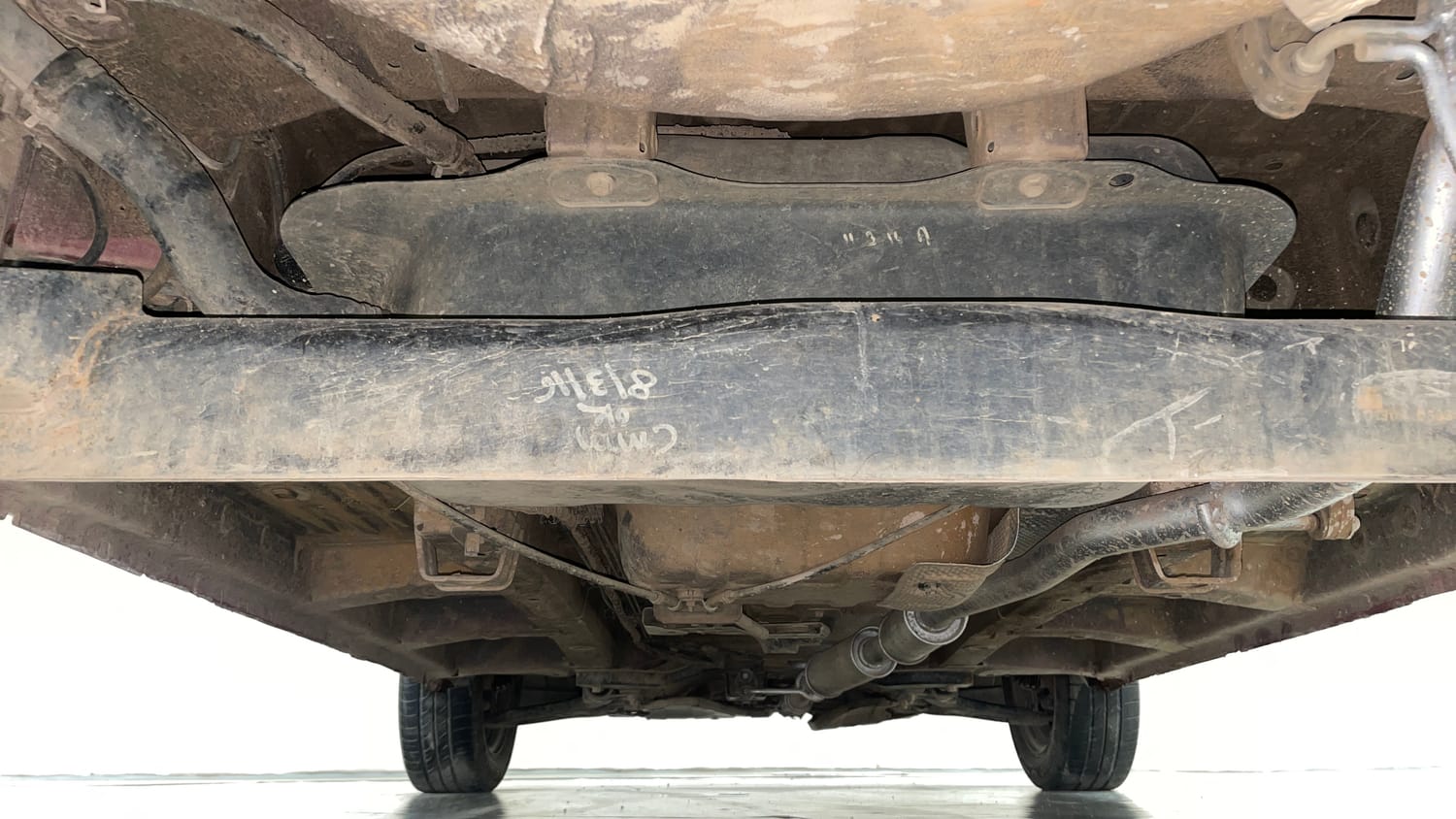 Used 2016 Mahindra KUV100 K2 Plus 6 STR Petrol Manual extra REAR UNDERBODY VIEW (TAKEN FROM REAR)