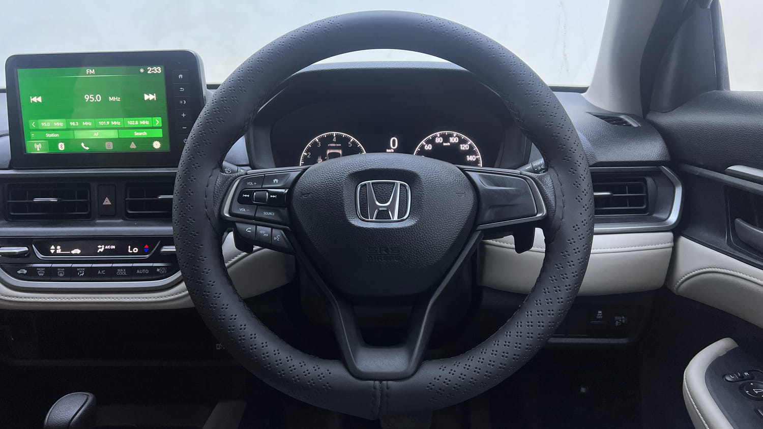 Used 2026 Honda Elevate V CVT Petrol Automatic interior STEERING VIEW