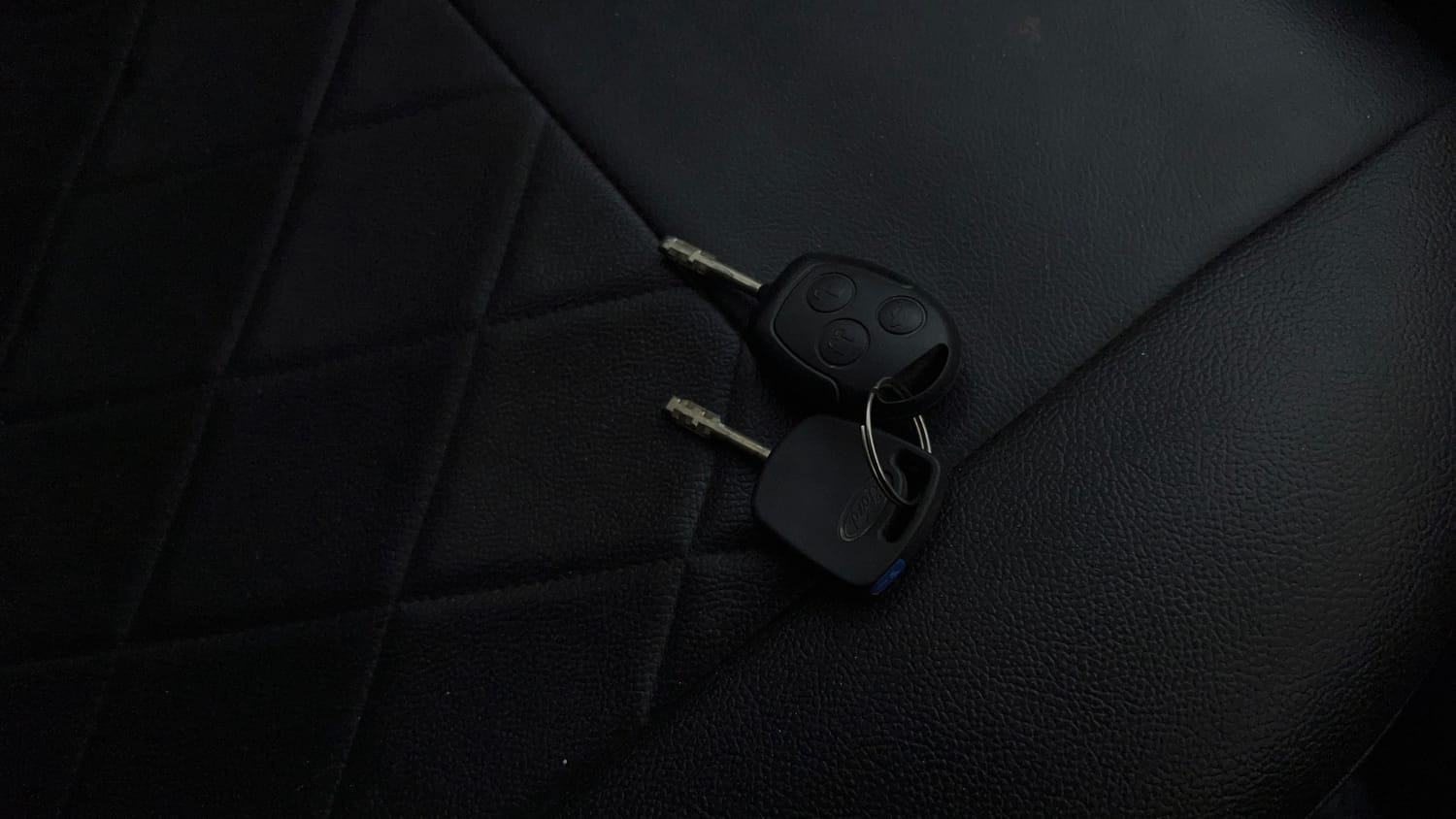 Used 2013 Ford Figo Duratorq Diesel EXI 1.4 Diesel Manual extra CAR KEY VIEW