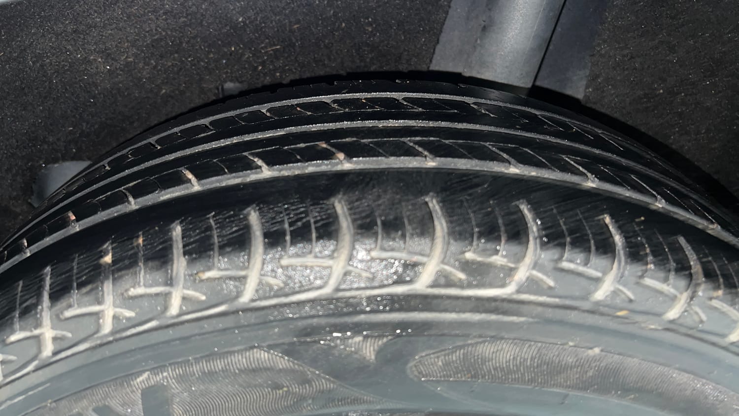 Used 2018 Maruti Suzuki Baleno Delta 1.2 Petrol Manual tyres LEFT REAR TYRE TREAD VIEW