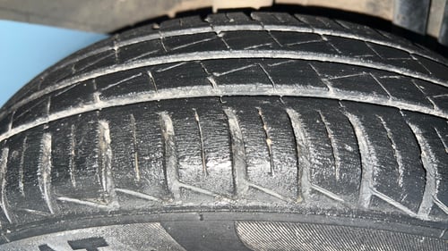 Used 2020 Renault Kwid RXT 1.0 Opt Petrol Manual tyres RIGHT REAR TYRE TREAD VIEW