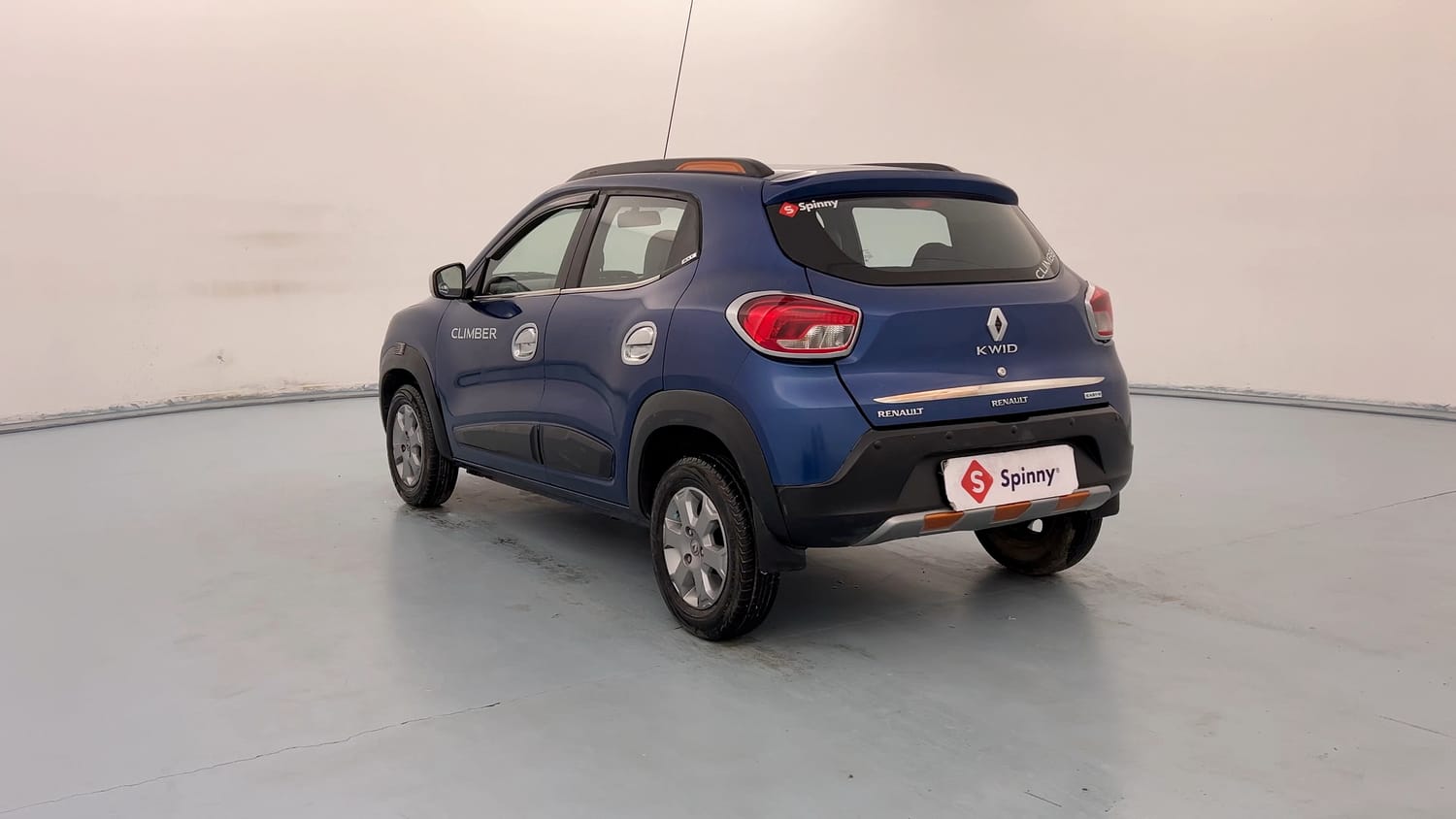 Used 2017 Renault Kwid CLIMBER 1.0 AMT Petrol Automatic exterior LEFT REAR CORNER VIEW