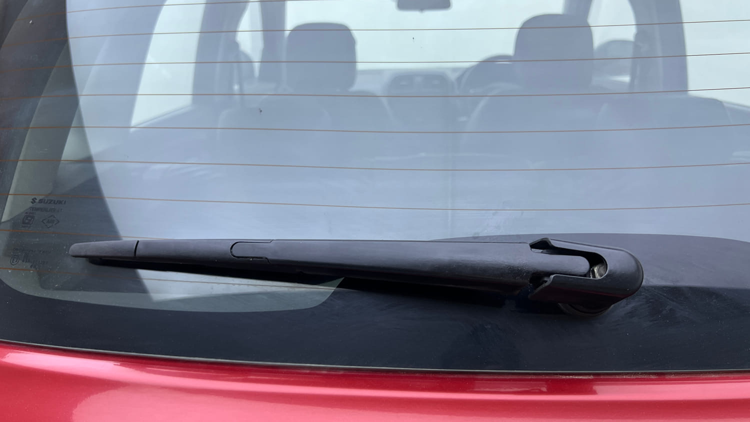 Used 2016 Maruti Suzuki Vitara Brezza [2016-2020] ZDi Diesel Manual top_features Rear wiper