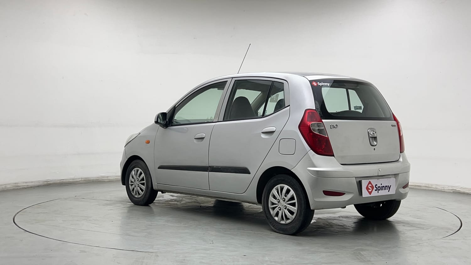 Used 2014 Hyundai i10 Sportz 1.1 iRDE2 Petrol Manual exterior LEFT REAR CORNER VIEW