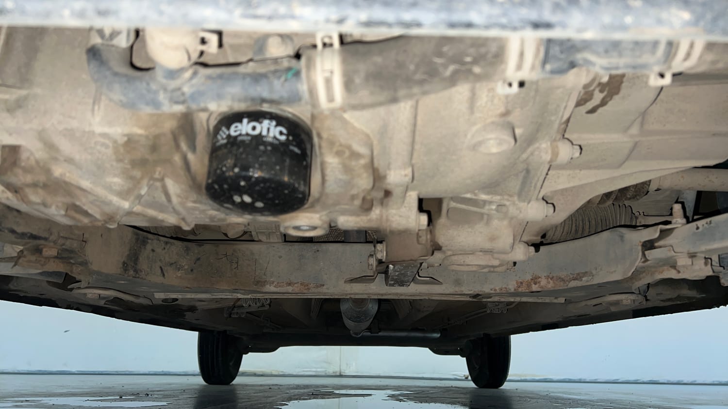 Used 2019 Renault Triber RXZ Petrol Manual extra FRONT LEFT UNDERBODY VIEW